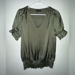 STATE Olive V-Neck Smocked Hem Puff Sleeve Blouse